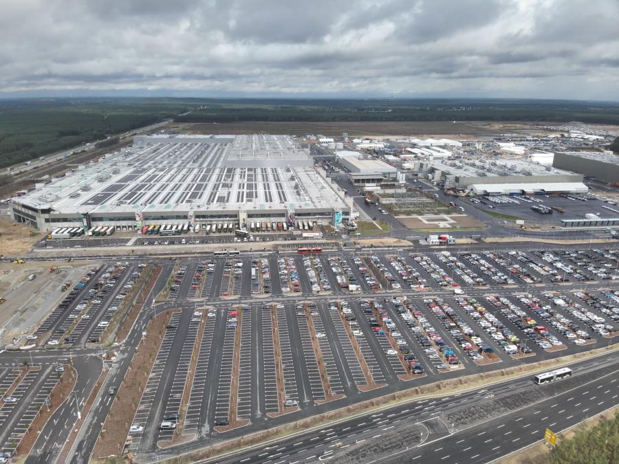 tesla gigafactory 4 tesla gigafactory 4